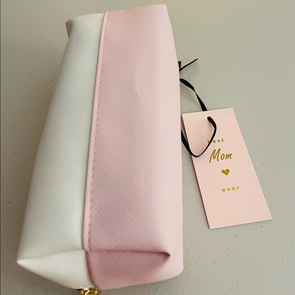 NWT ENCHANTED ACCESSORIES "Best Grandma" Pink/White/Gold Cosmetic Toiletry Bag - Picture 8 of 12